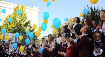 У школах Києва можуть скасувати лінійки через карантин: названо умову