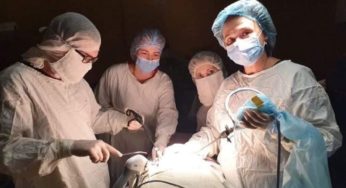 У Львові 14-річній дівчинці видалили гігантське утворення розміром з баскетбольний м’яч