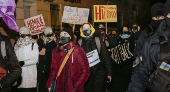 “Поверни собі ніч”: у Львові відбувся жіночий марш проти насильства