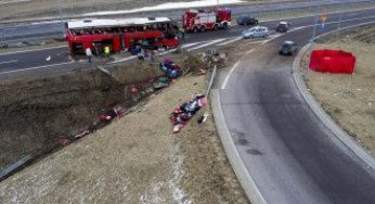 У Польщі розповіли про рятувальну операцію після ДТП з українцями ВІДЕО