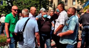 Українців змусять платити новий податок: що відомо, “до першого липня”