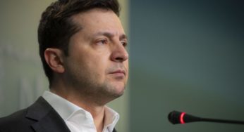 Окупанти спеціально блокують українські гуманітарні вантажі – Зеленський