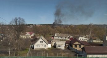 Окупант розповів дружині, що це самі росіяни обстріляли село у Брянській області в РФ