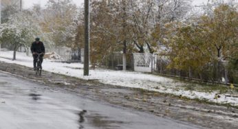 Прогноз невтішний: народний синоптик розповів, яку погоду українцям очікувати у листопаді