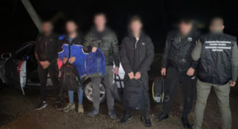 На заході України затримали 8 чоловіків: що сталося