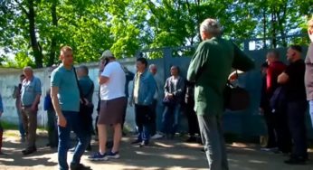 У ТЦК знову величезні черги: ламанули всі мужики, що відбувається